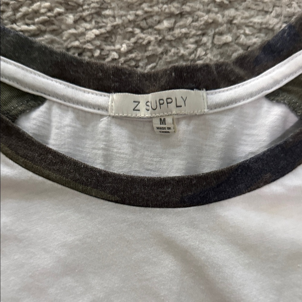 Z Supply White Tee with Camo Sleeves - Picture 3 of 4